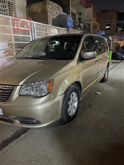 Chrysler Town and Country